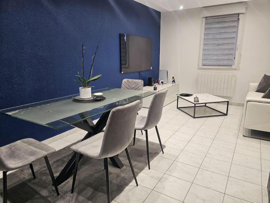 Appartement Cluses Eksteriør bilde